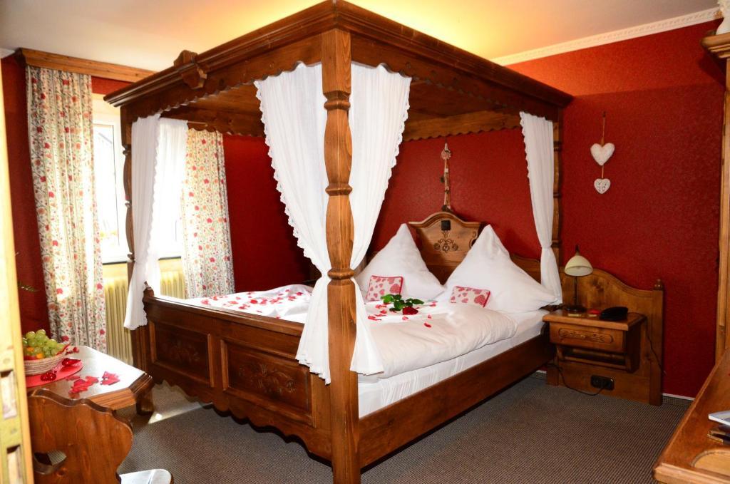 Kofflers-Heuriger Hotel Ettlingen Room photo